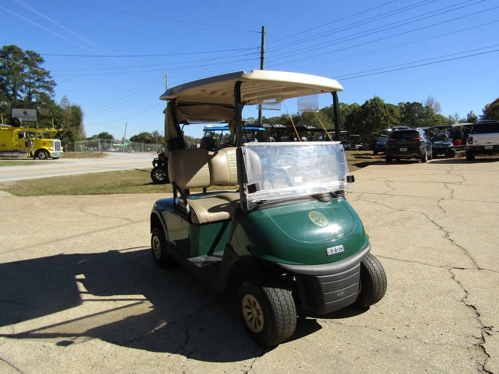 2022 E-Z-GO RXV ELiTE Lithium photo 6