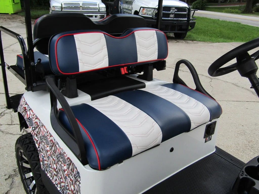 2020 E-Z-GO RXV photo 7