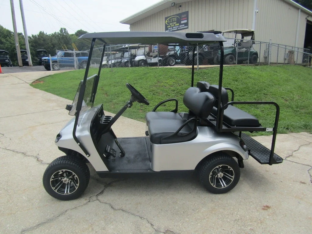 2020 E-Z-GO TXT photo 2