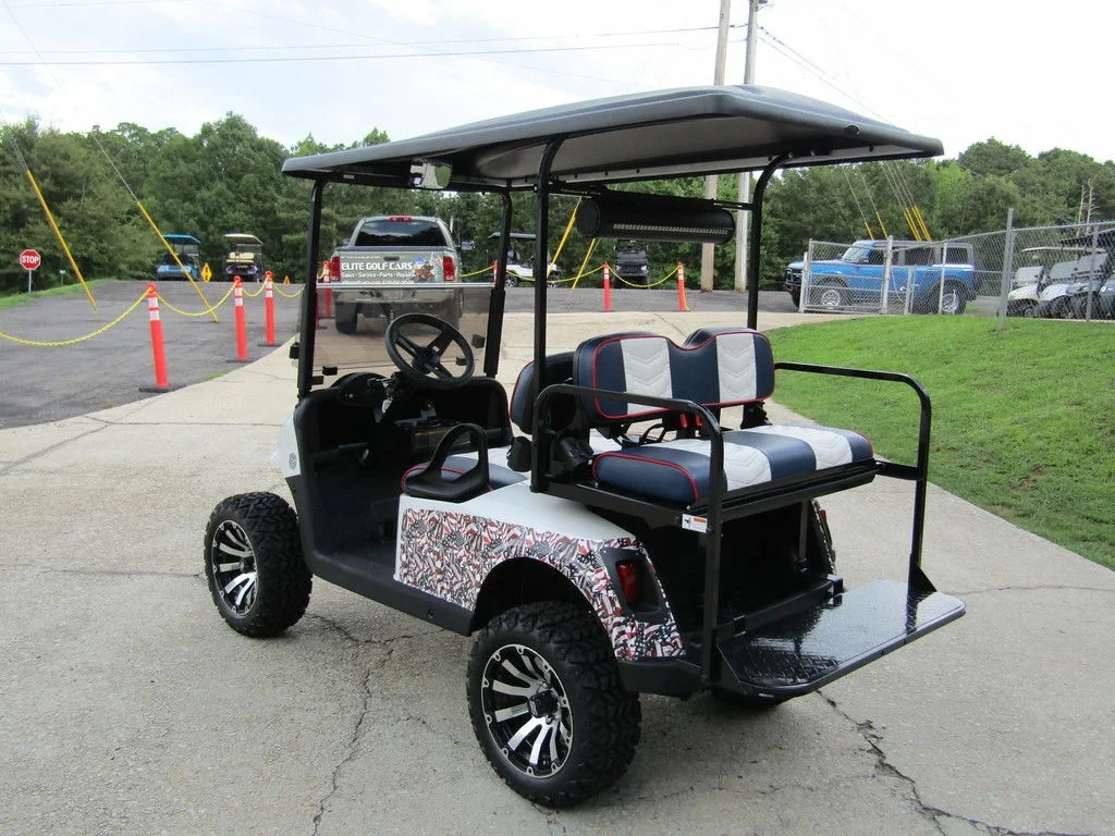 2020 E-Z-GO RXV photo 3