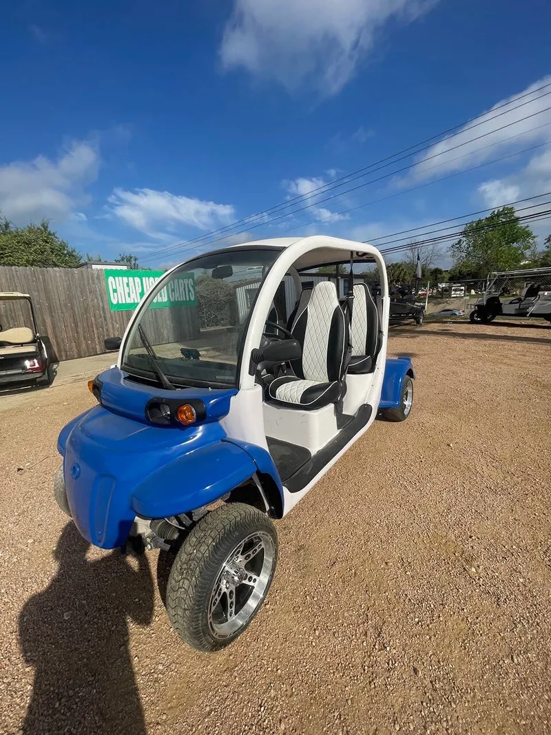 2014 GEM e4 Lithium Ion photo 6