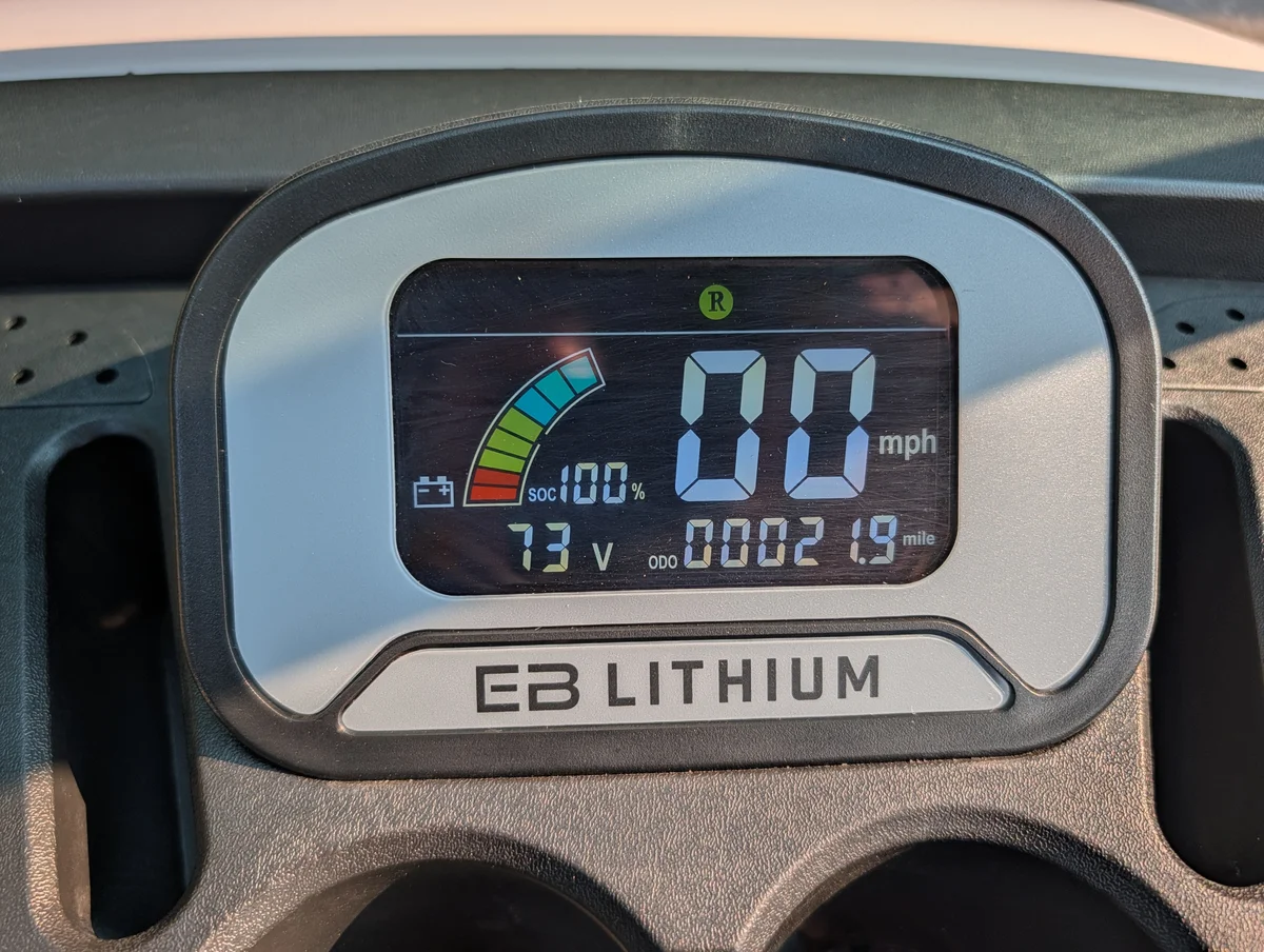 2025 ICON i20S-HD White photo 5