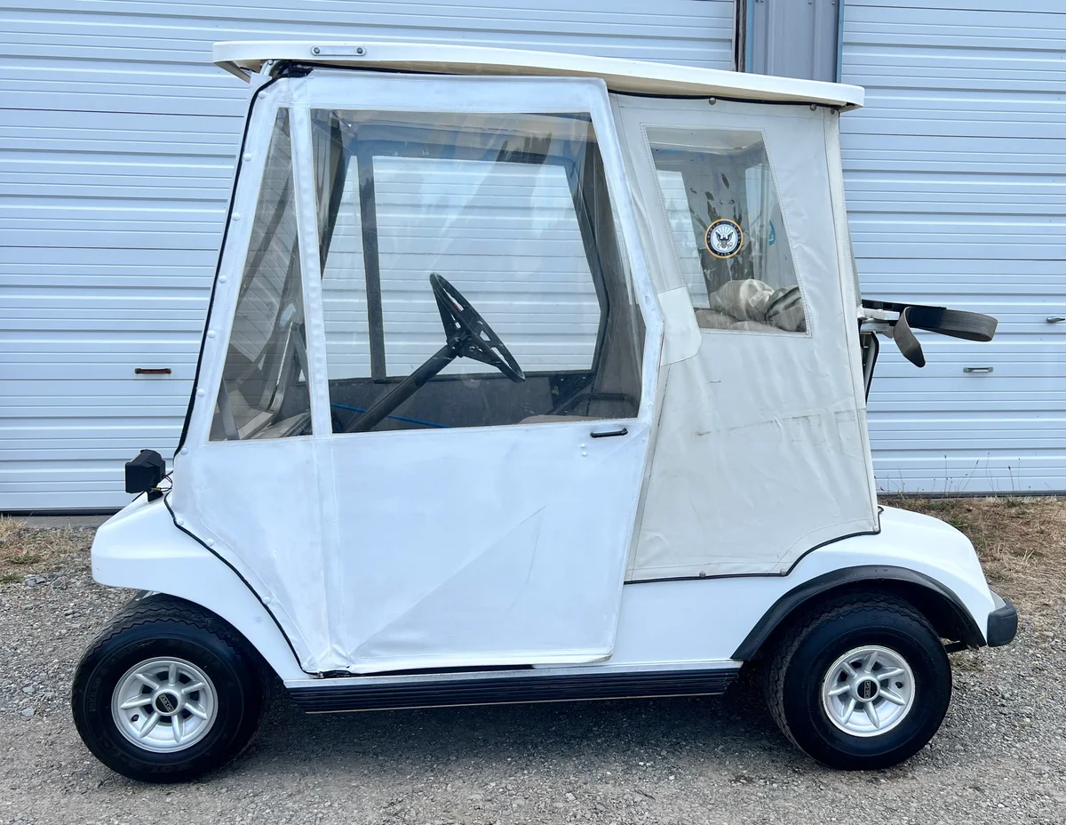 2001 Club Car DS White photo 2