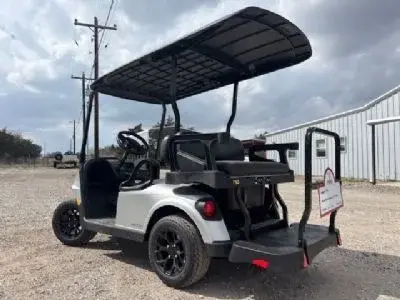 2026 E-Z-GO RXV Valor S photo 2