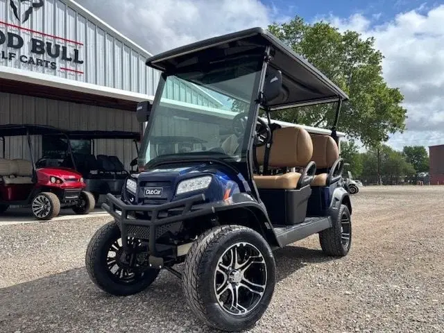2026 E-Z-GO Express XT photo 12