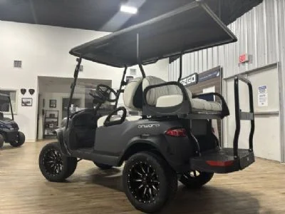 2027 Club Car Onward 4L gas photo 2