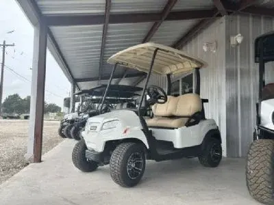 2027 Club Car Onward Gas photo 4