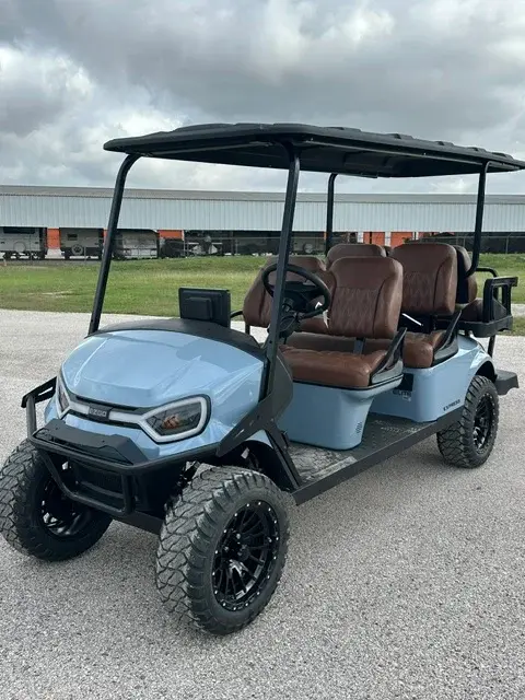 2026 E-Z-GO Express ELiTE Lithium photo 4