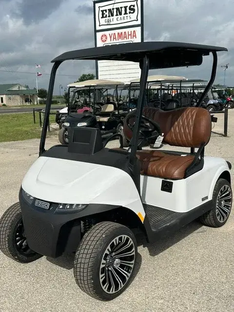 2026 E-Z-GO RXV ELiTE Lithium photo 1