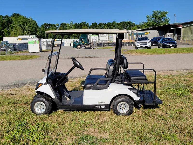 2022 Yamaha Drive EFI photo 2