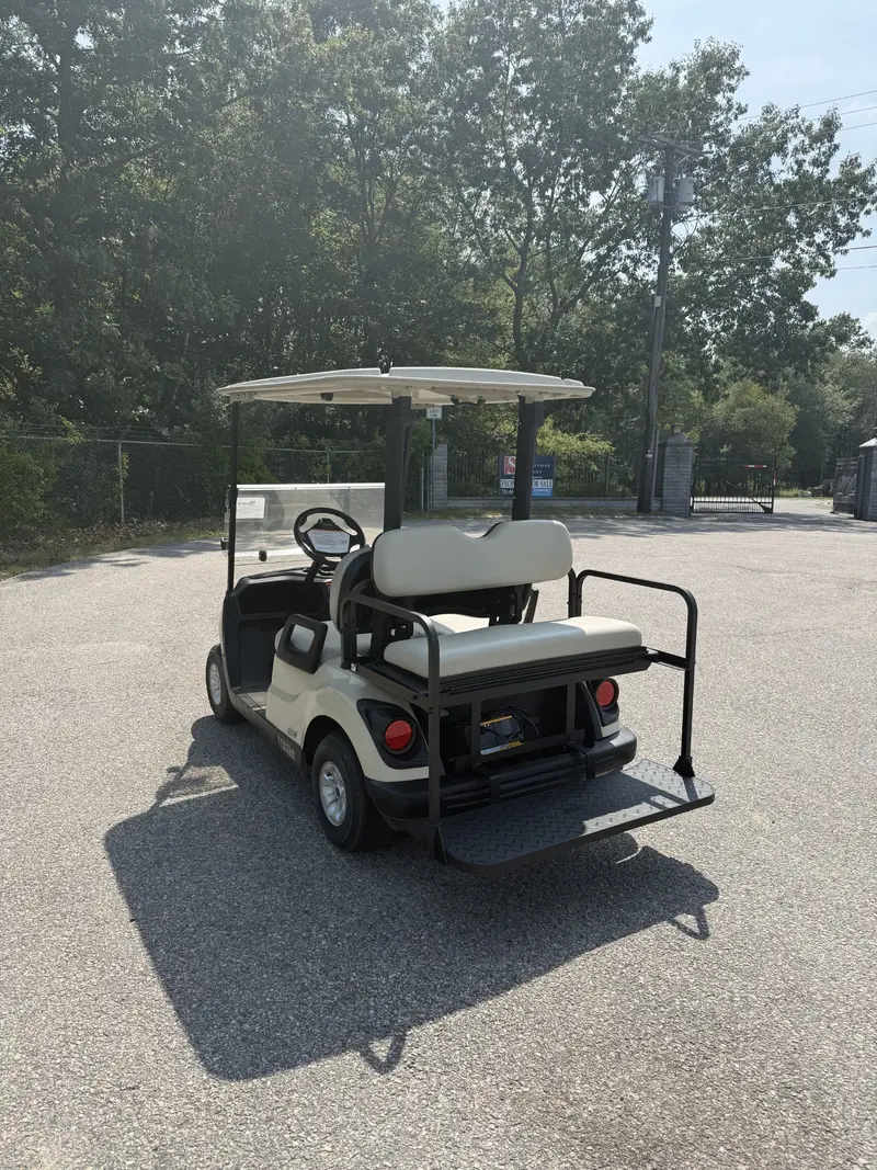 2021 Yamaha Drive AC photo 2