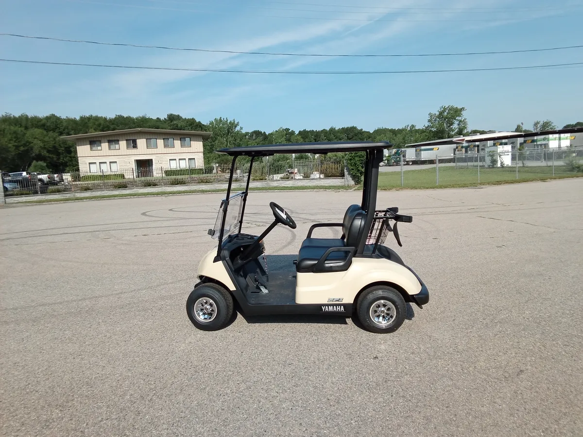 2027 Yamaha Drive photo 2