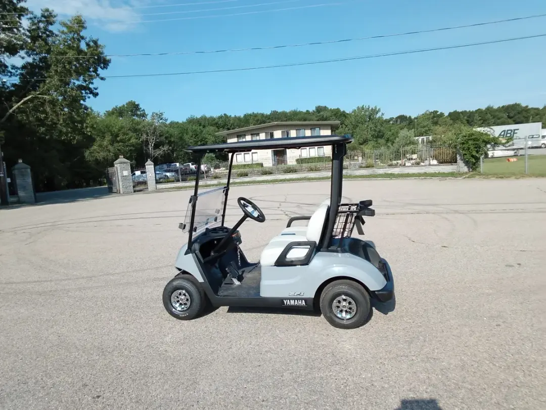 2027 Yamaha Drive QuieTech EFI photo 1