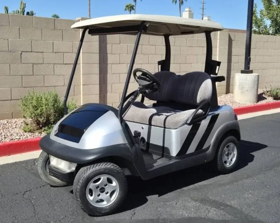 2006 Club Car Precedent photo 1