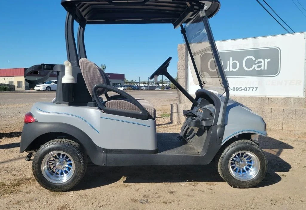 2016 Club Car Precedent Electric photo 2
