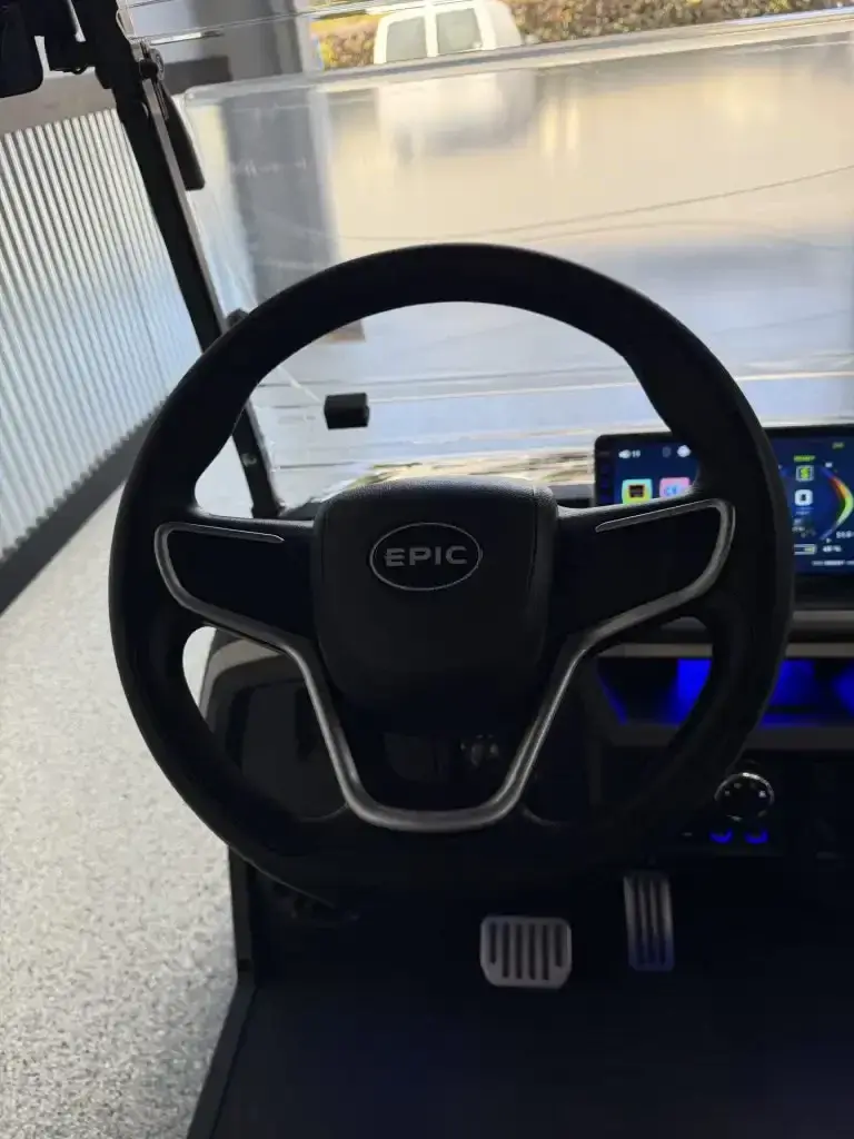 2025 Epic Carts E40FX photo 5