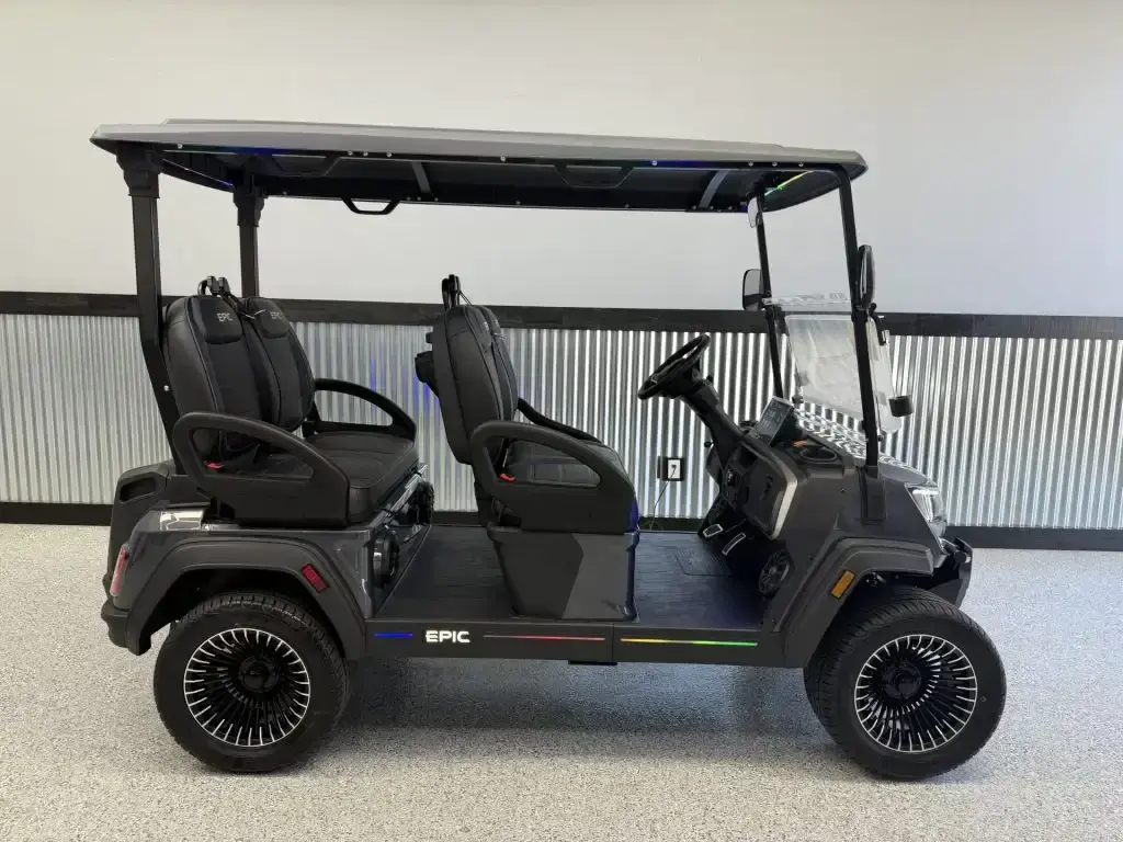 2025 Epic Carts E40FX photo 1