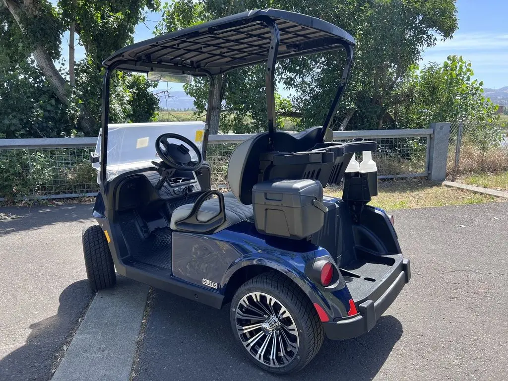 2026 E-Z-GO Freedom ELiTE Lithium photo 3