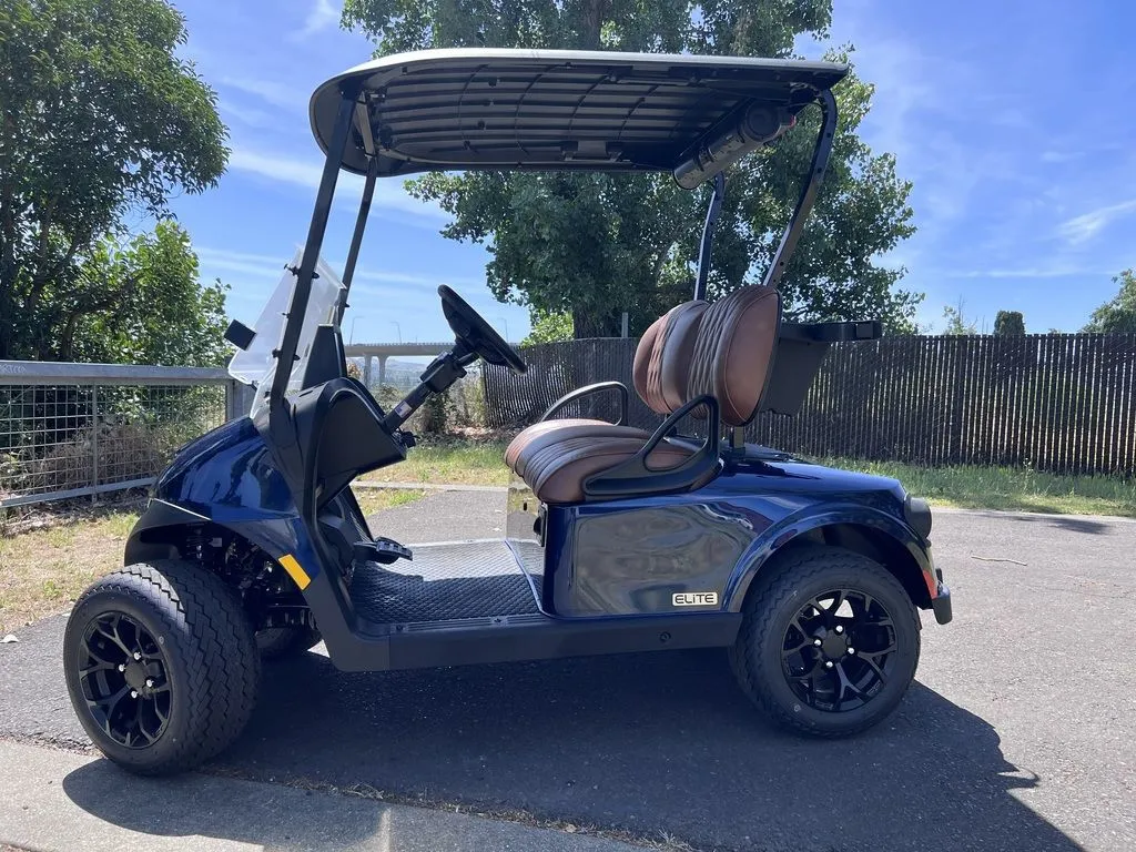2026 E-Z-GO Freedom ELiTE Lithium photo 2