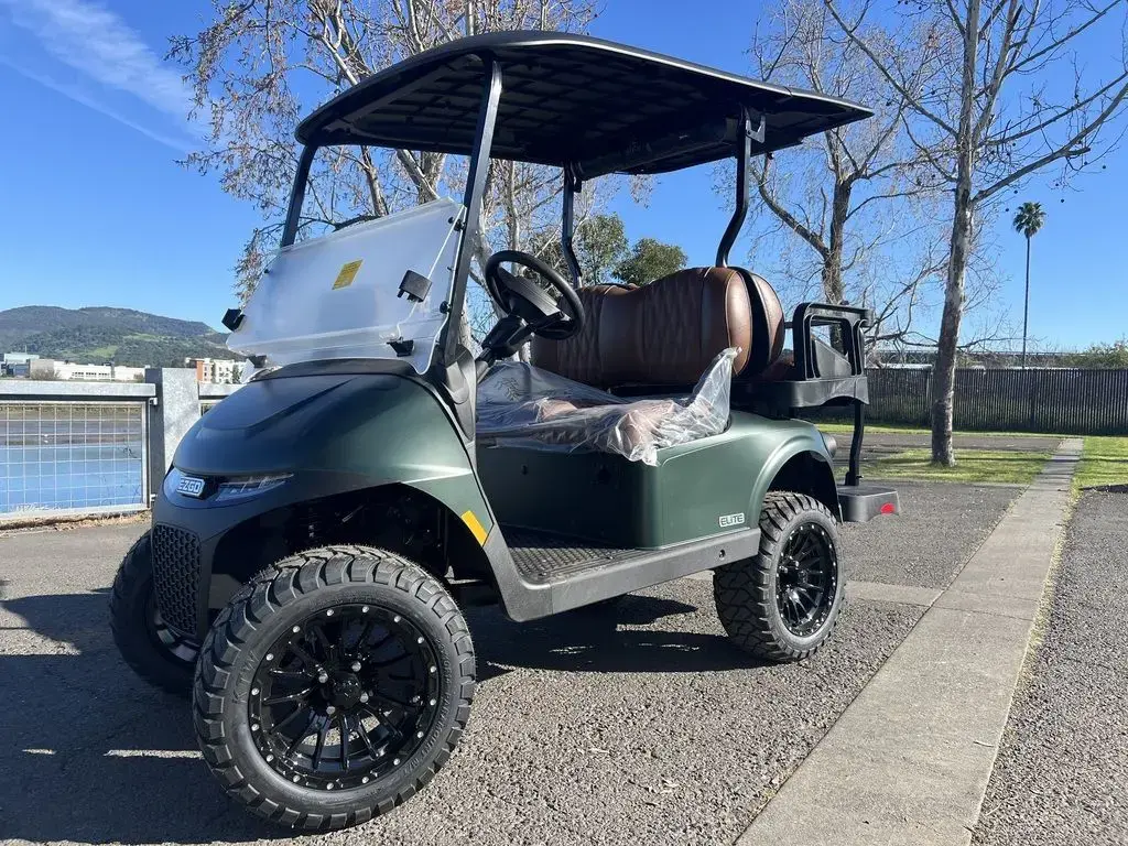2026 E-Z-GO RXV ELiTE Lithium photo 1