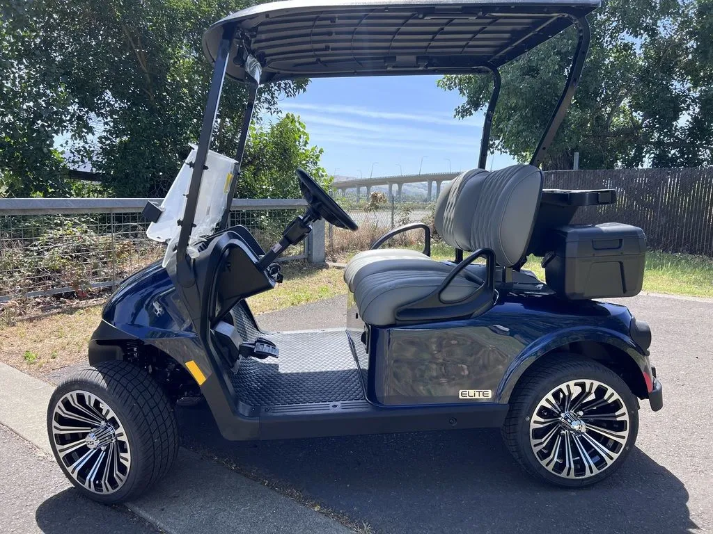 2026 E-Z-GO Freedom ELiTE Lithium photo 2