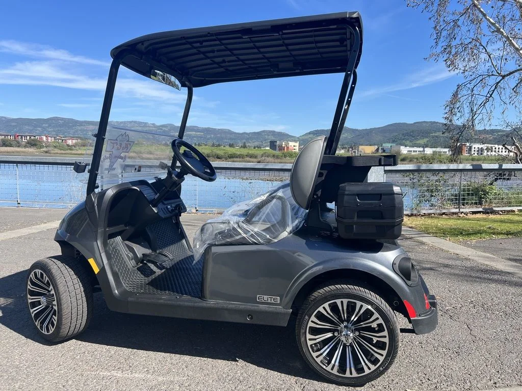 2026 E-Z-GO Freedom ELiTE Lithium photo 2
