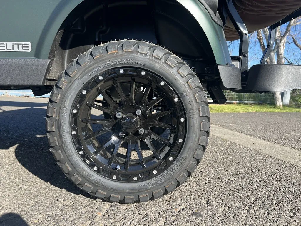 2026 E-Z-GO RXV ELiTE Lithium photo 5