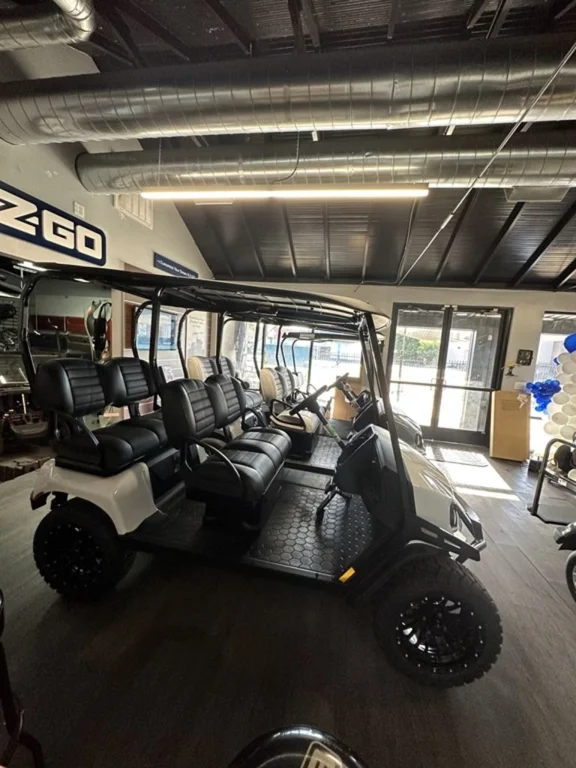 2024 E-Z-GO Liberty ELiTE Lithium photo 2