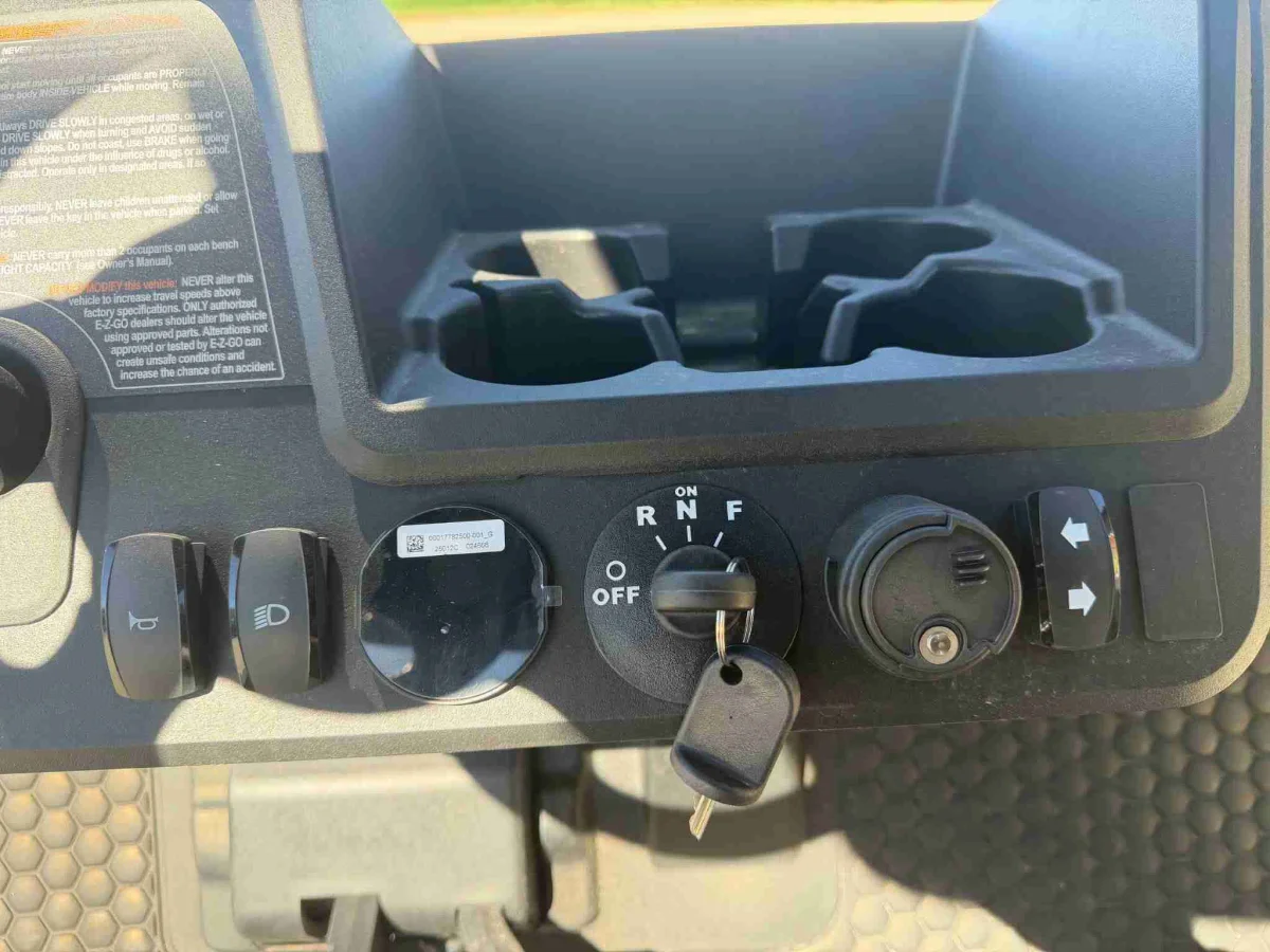 2026 E-Z-GO Freedom photo 12