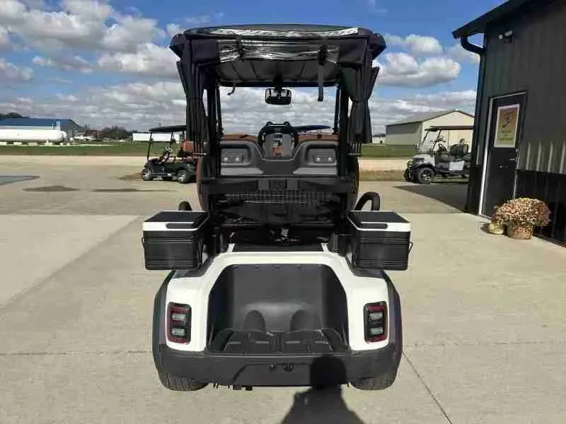 2026 Epic Carts E20FX photo 5