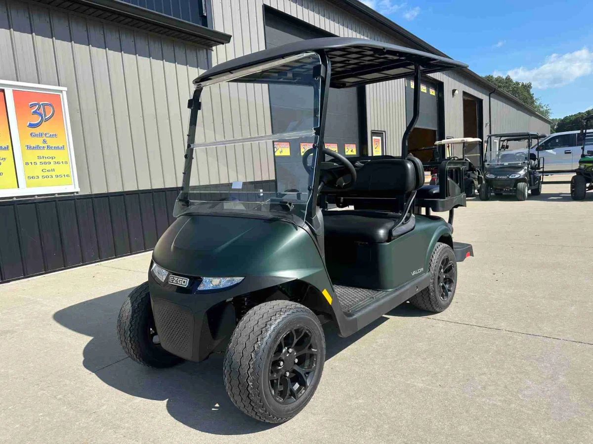 2027 E-Z-GO Valor photo 2
