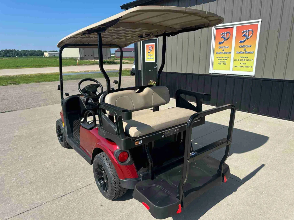 2027 E-Z-GO Valor photo 4