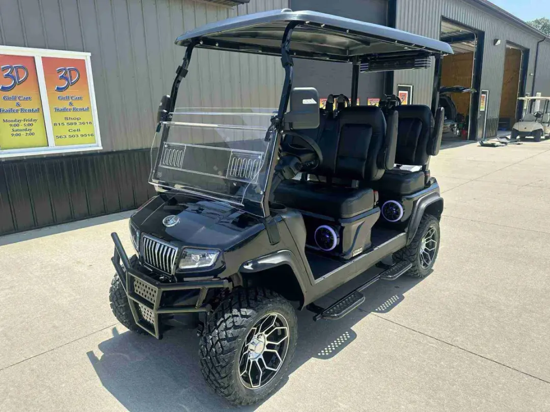 2027 Evolution D5 Maverick photo 2