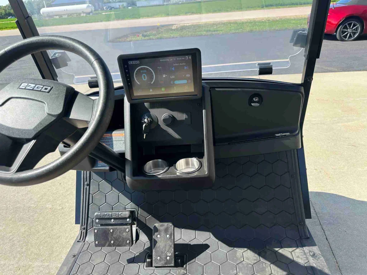 2027 E-Z-GO Express 6 Touring ST photo 14