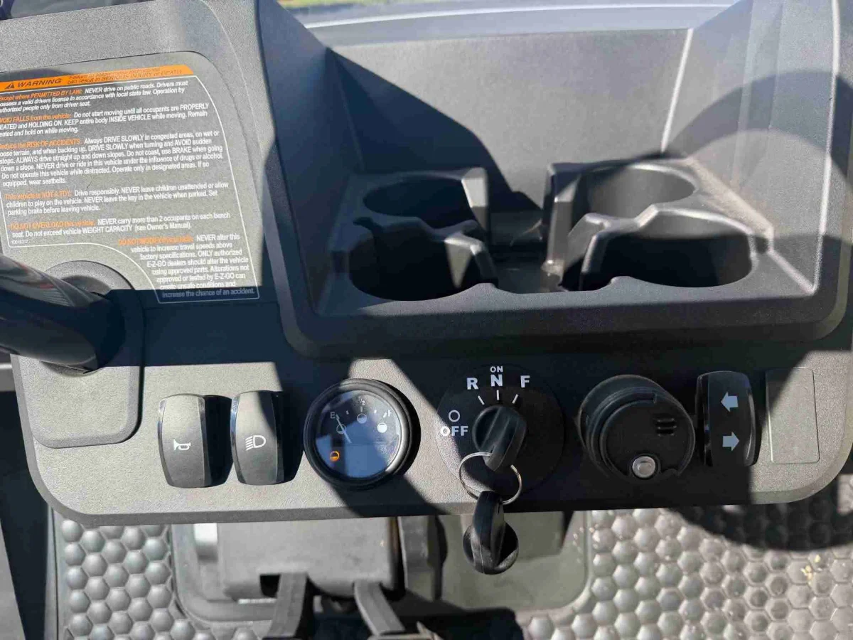 2026 E-Z-GO RXV VALOR 2 S+ photo 11