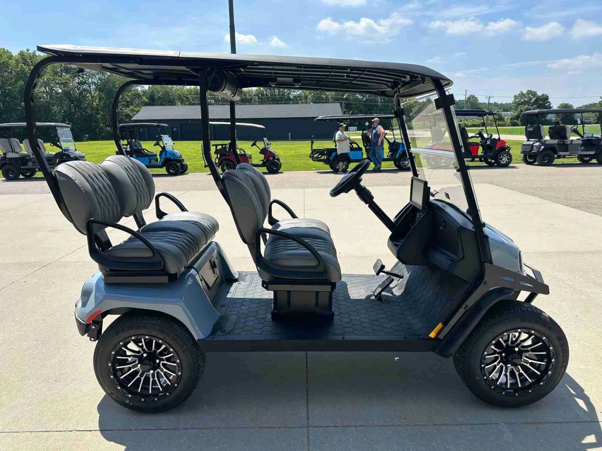 2027 E-Z-GO Liberty ELiTE Lithium photo 8