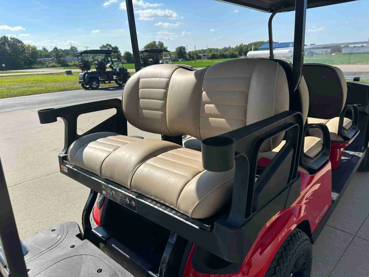 2027 E-Z-GO Express 6 Touring ST photo 6