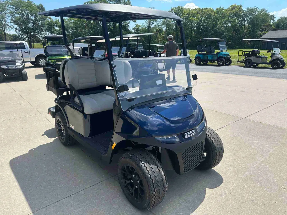 2027 E-Z-GO RXV 4 TOURING ST ELITE photo 12
