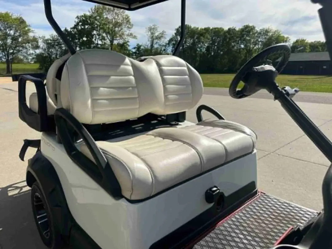 2018 Club Car Onward photo 11
