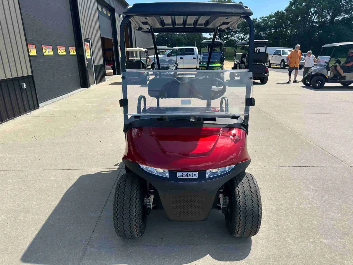 2027 E-Z-GO Valor photo 9