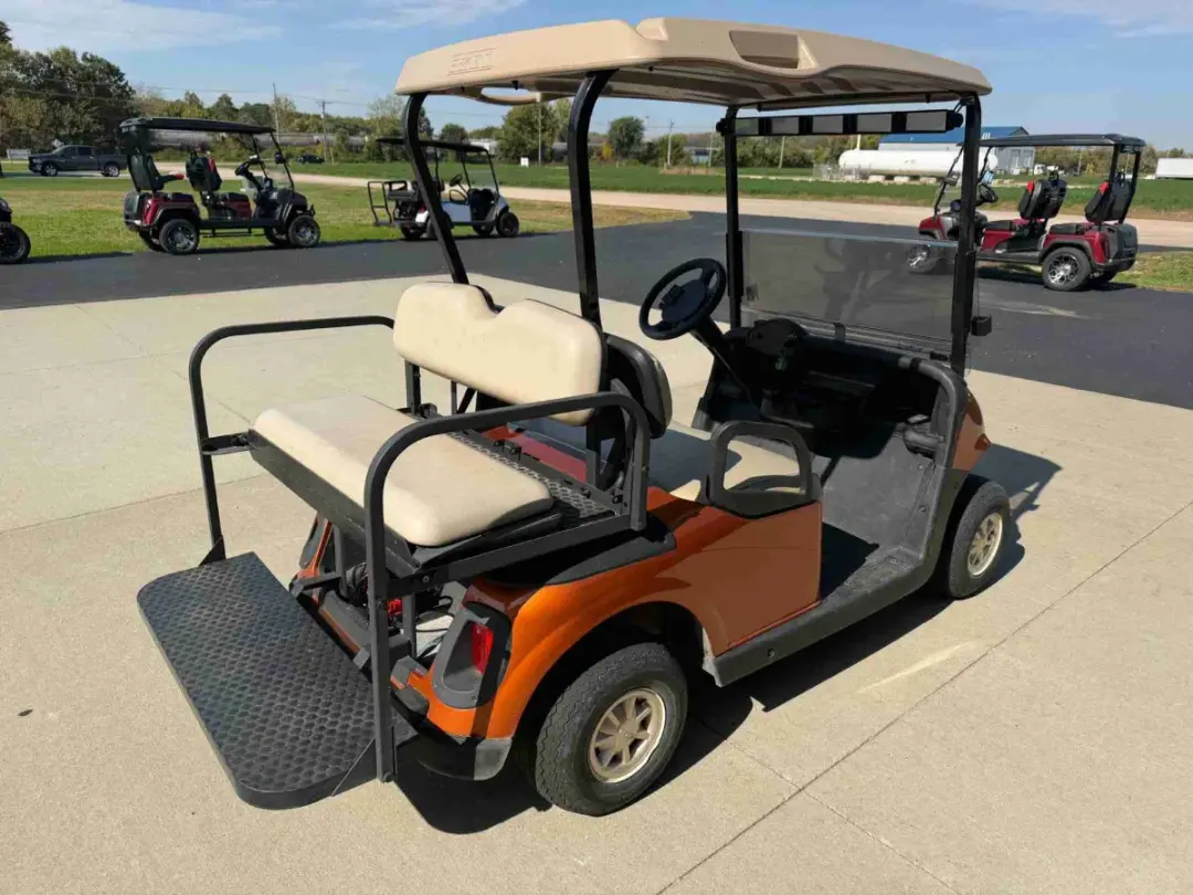2010 E-Z-GO RXV photo 8