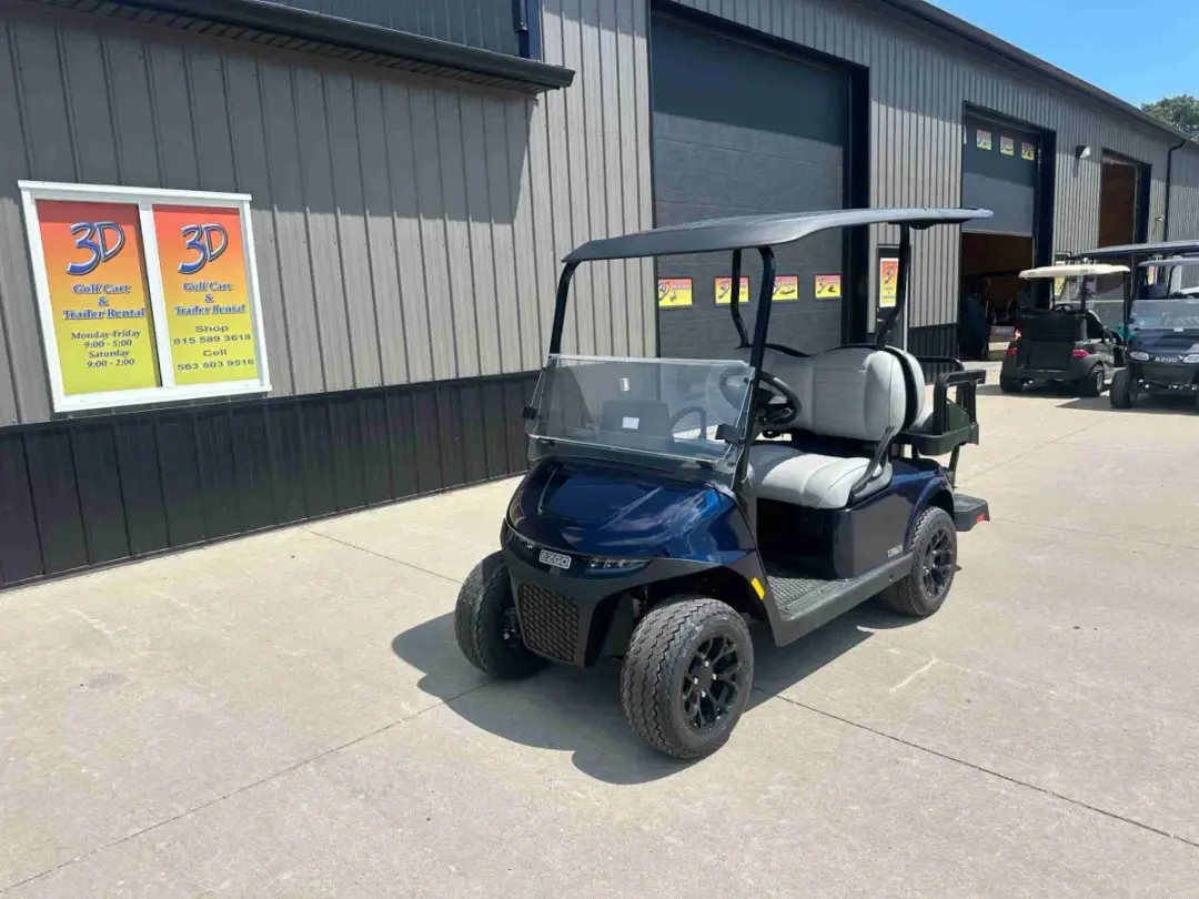 2027 E-Z-GO RXV 4 TOURING ST ELITE photo 1