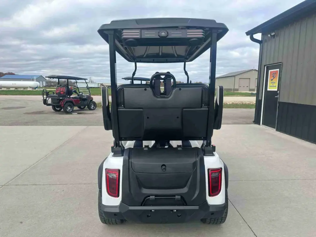2027 Evolution D5 Ranger photo 6