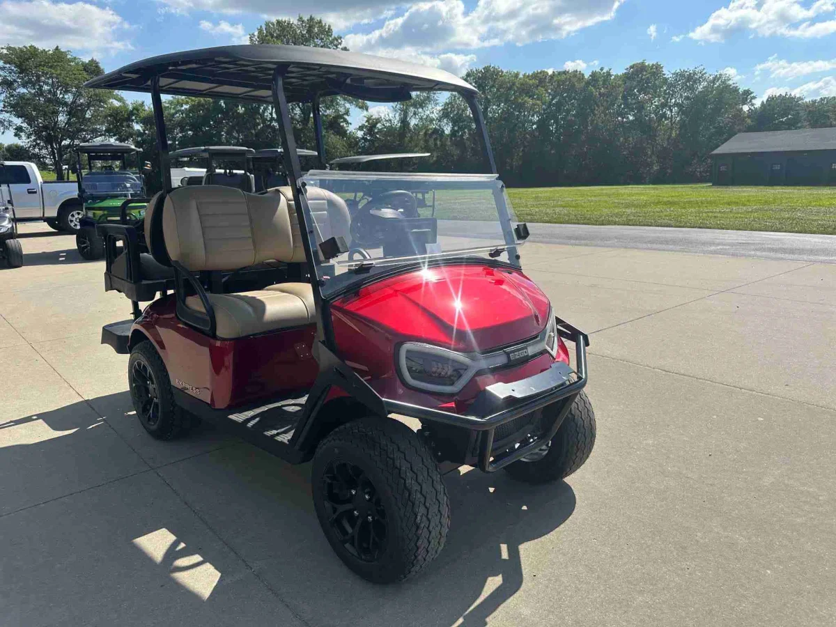 2027 E-Z-GO EXPRESS 4 TOURING ST photo 12