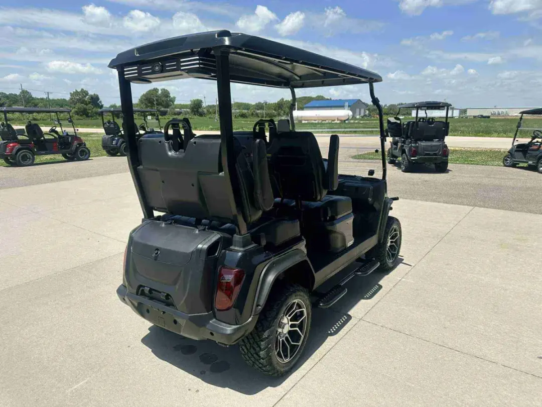 2027 Evolution D5 Maverick photo 8