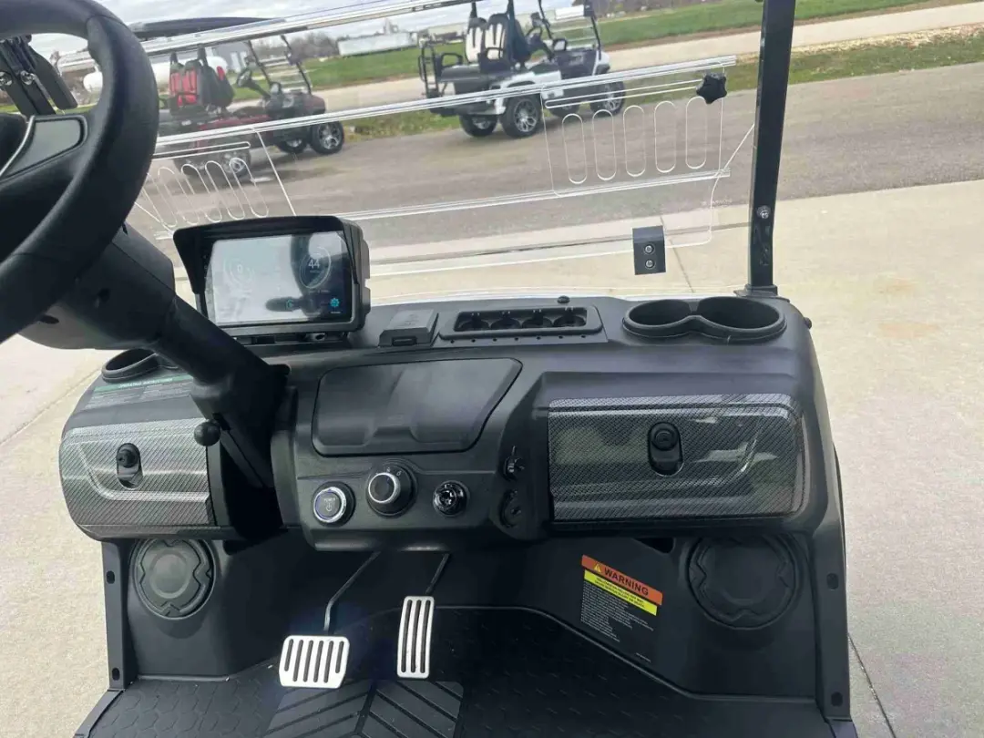 2027 Evolution D5 Ranger photo 14