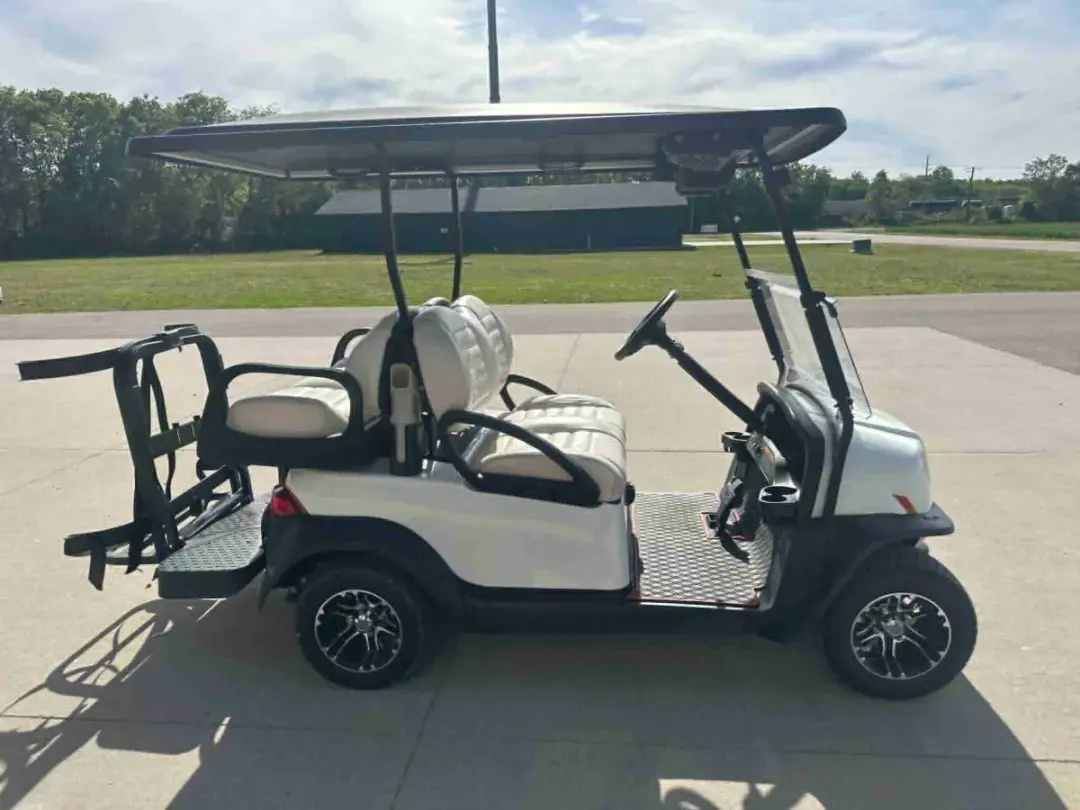 2018 Club Car Onward photo 8