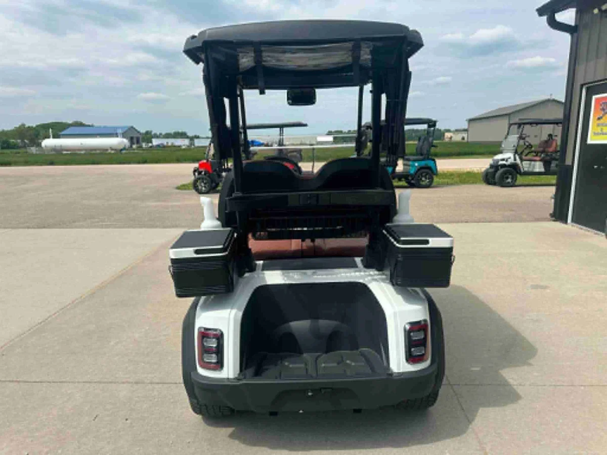 2026 ICON i20X photo 5