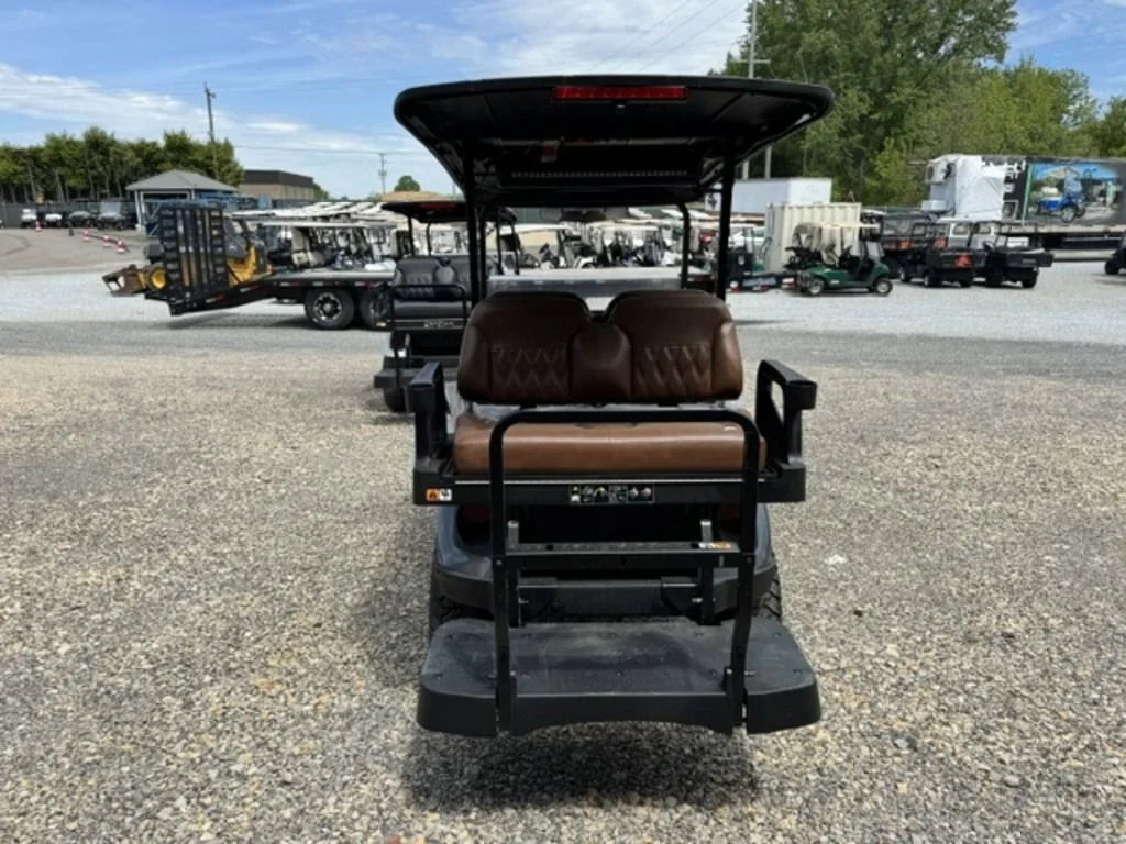2026 E-Z-GO Express photo 3