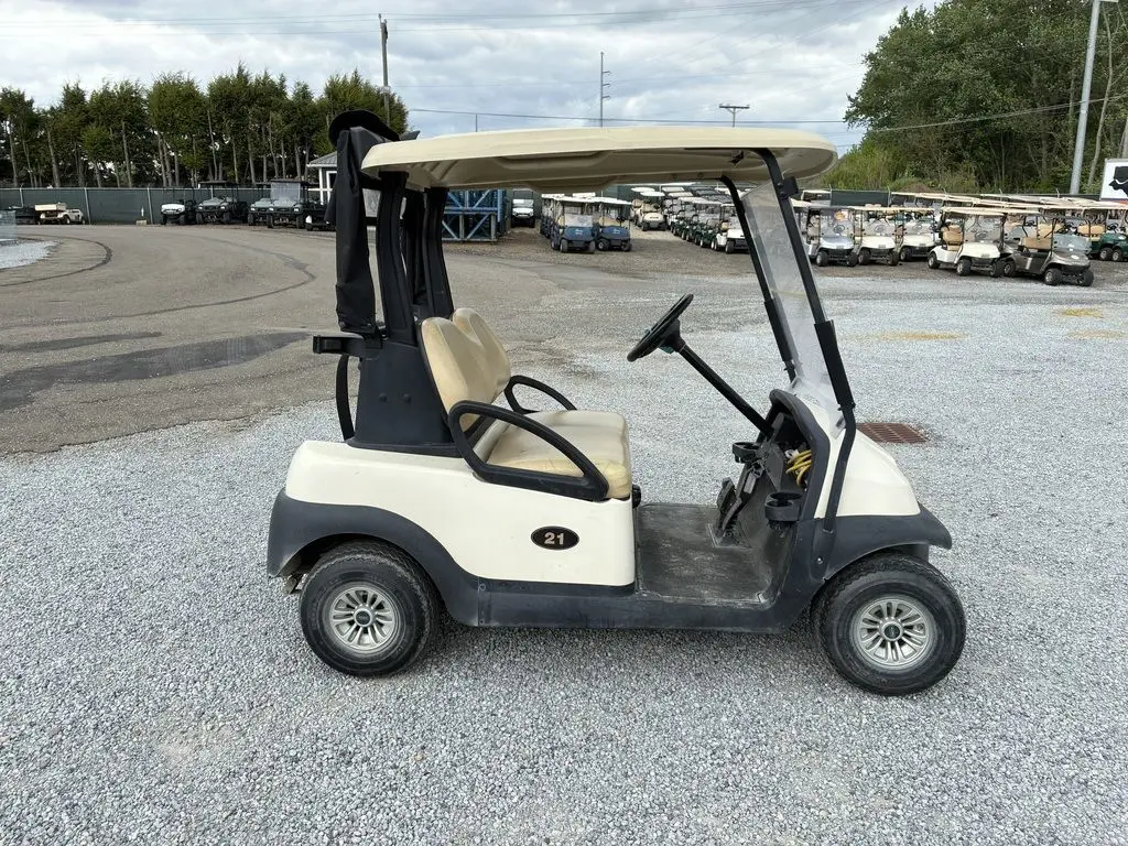 2018 Club Car Precedent photo 3